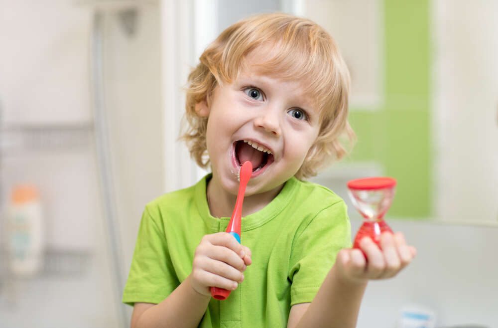 Çocuklarda Diş Fırçalama ve Diş Fırçası Seçimi